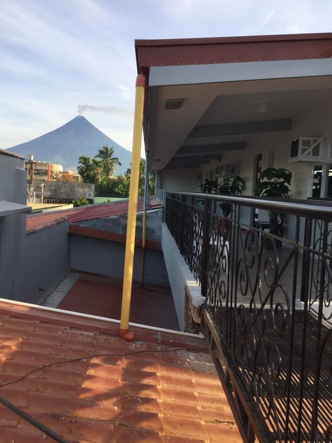 Third & Sean'S Place Legazpi Exterior photo